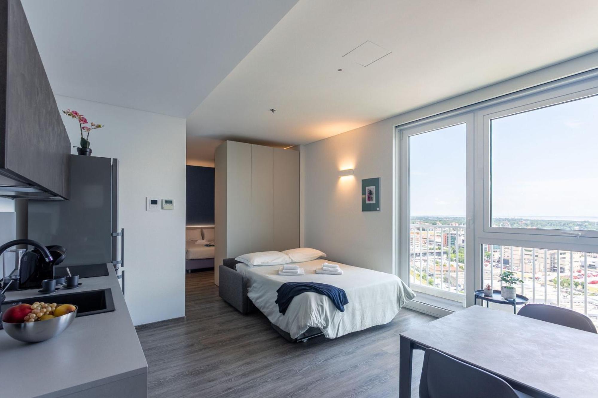 Htm Venice Suite By Halldis Местре Екстер'єр фото