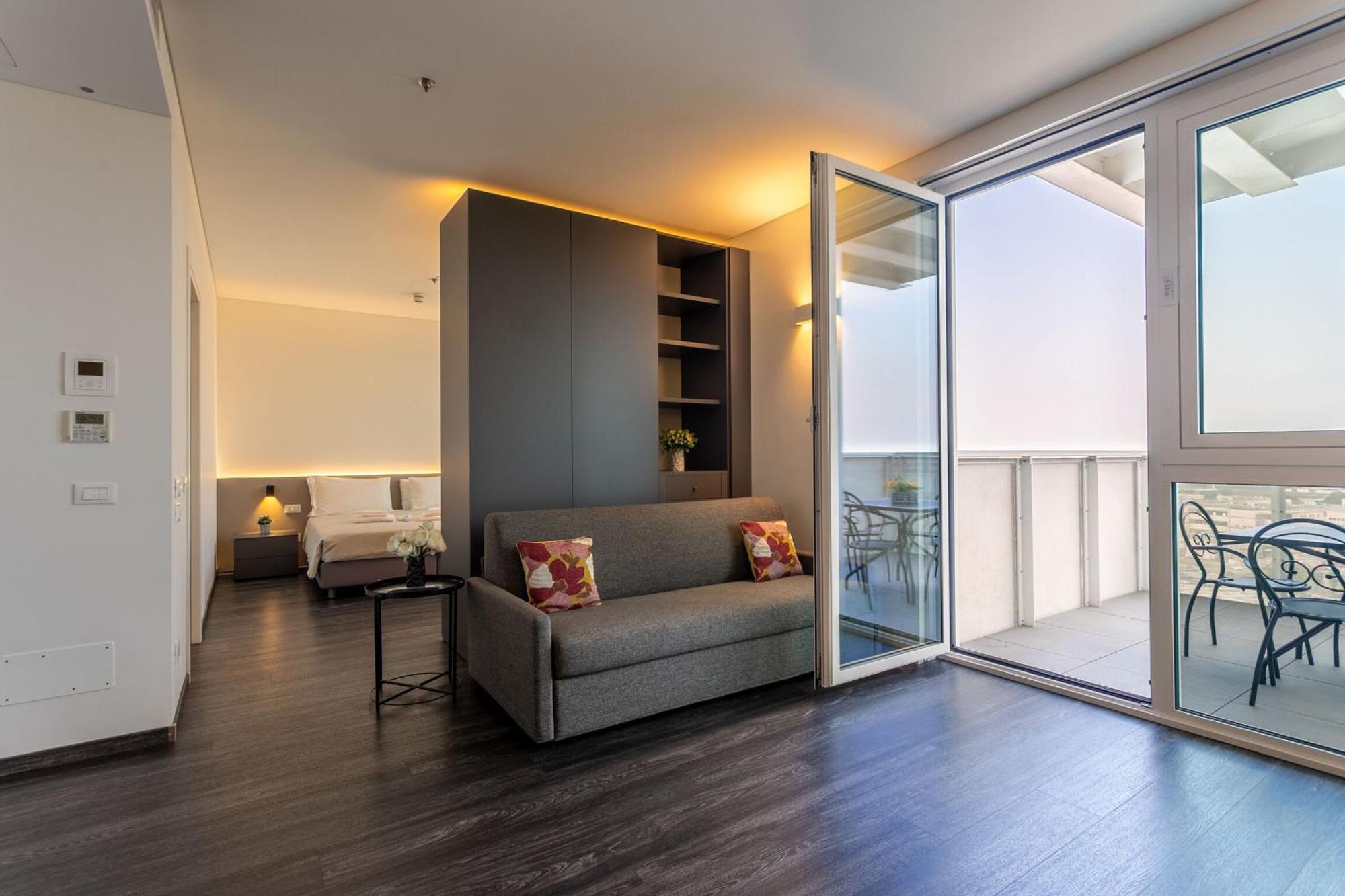 Htm Venice Suite By Halldis Местре Екстер'єр фото