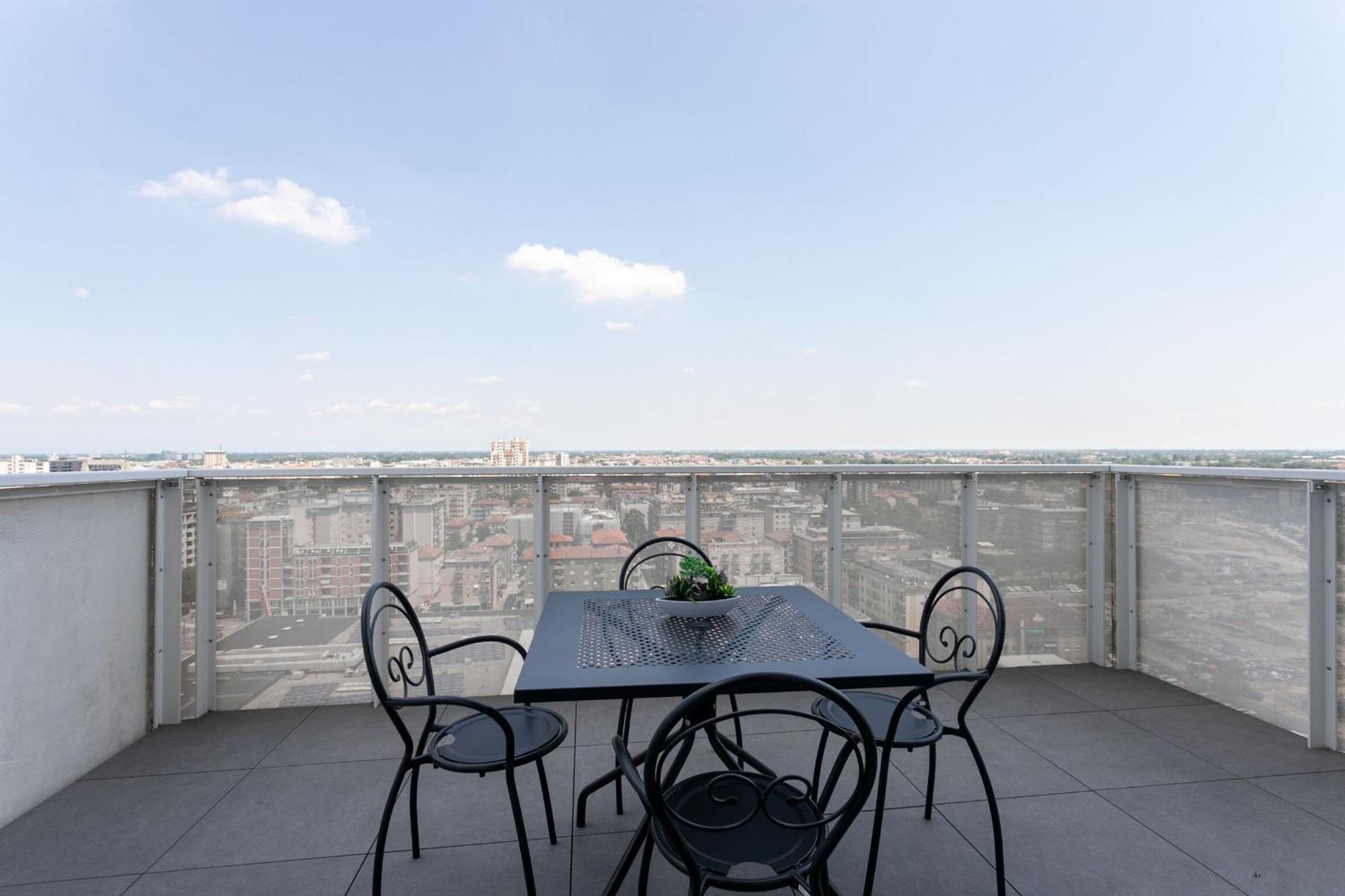 Htm Venice Suite By Halldis Местре Екстер'єр фото